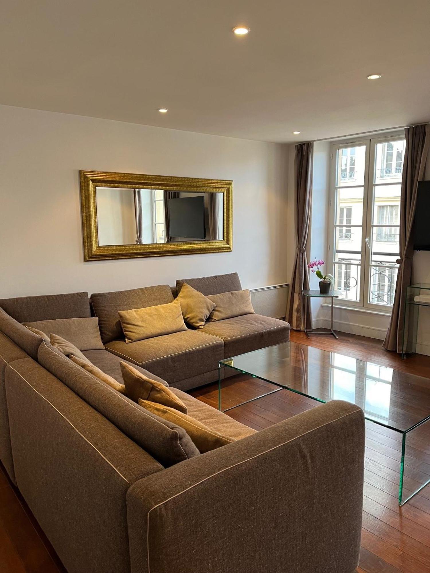 Bel Appartement Chic Et Cosy 78100 Saint-Germain-en-Laye Exterior photo