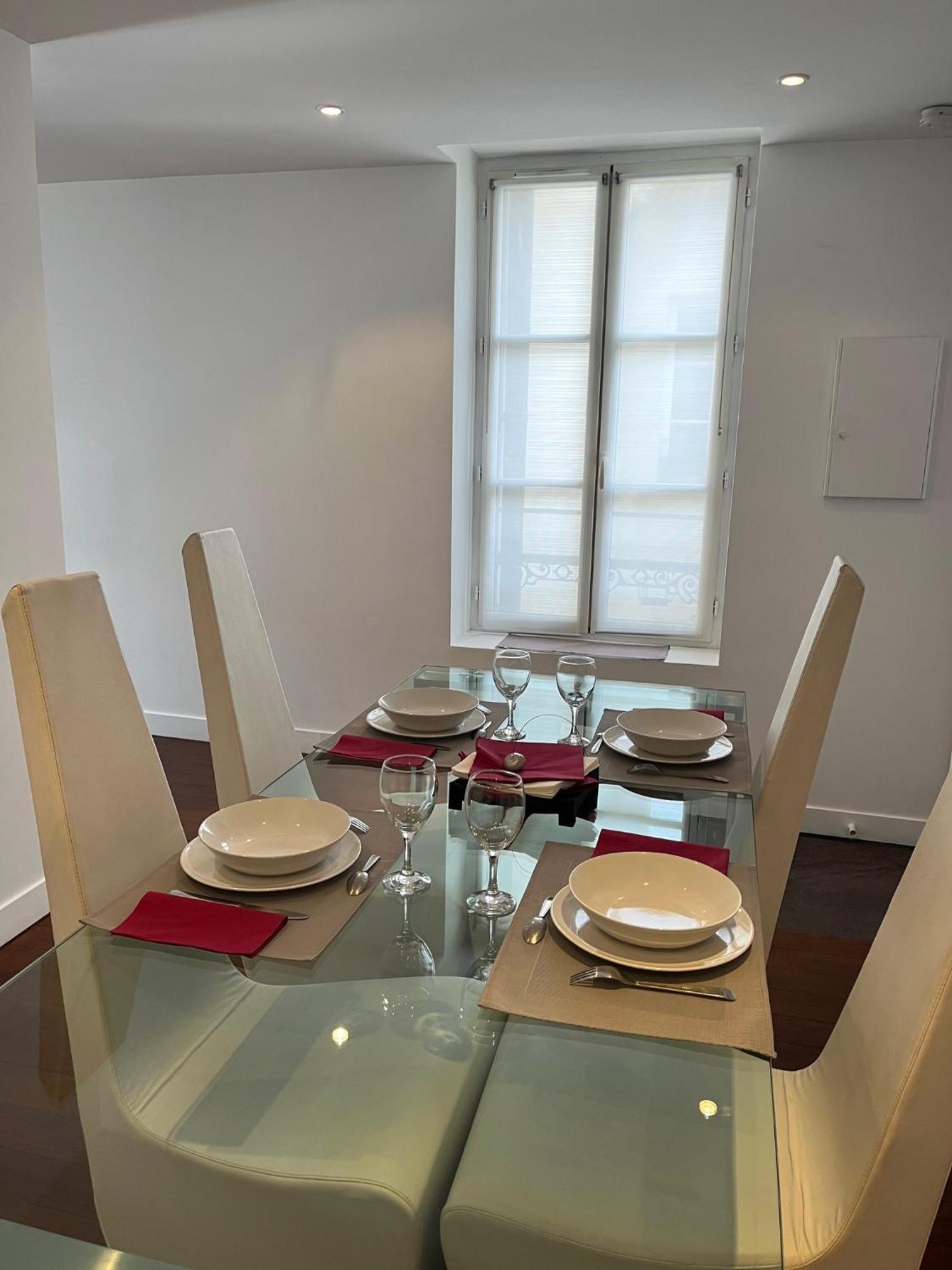 Bel Appartement Chic Et Cosy 78100 Saint-Germain-en-Laye Exterior photo